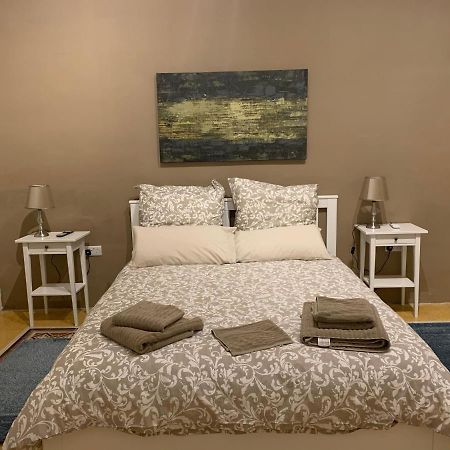 4 Bedroom Apartment In Sliema Near The Sea Buitenkant foto